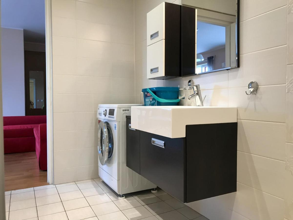 Large, Comfortable, Quiet - Luxury Apartment Minutes From Old Town Талин Екстериор снимка